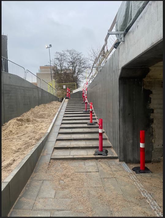 Trappe til tunnel
